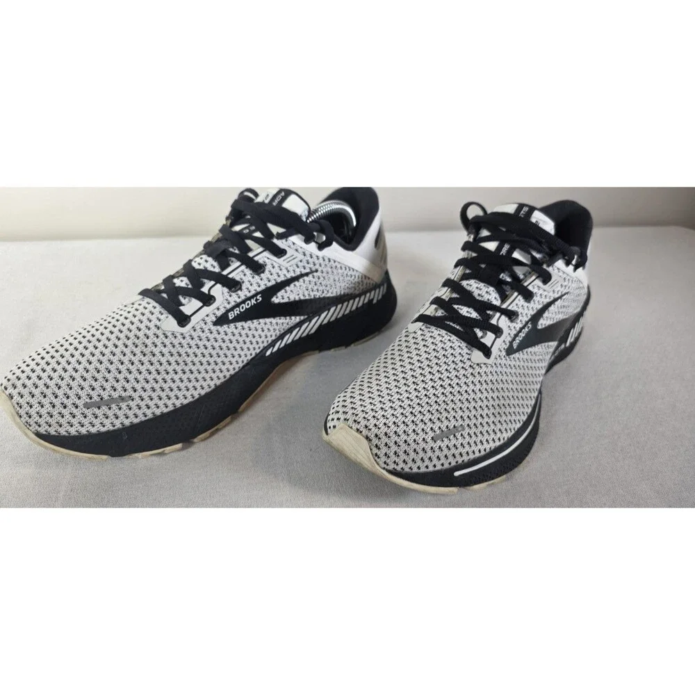 Brooks Adrenaline GTS 22 Black/Gray/White - Men’s 10.5